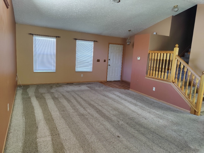 3157 Hines Rd, Columbus, OH 43230 - photo 3