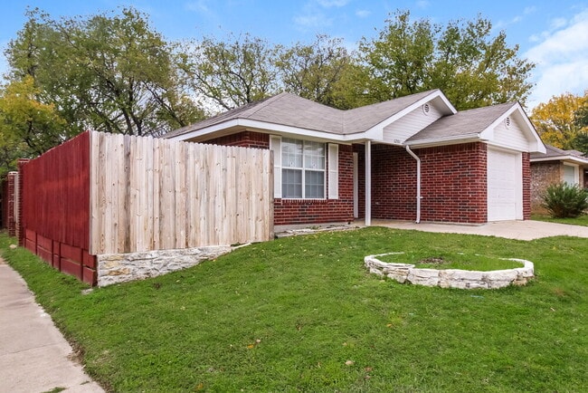 1201 Paco Trail, Denton, TX 76209 - photo 3