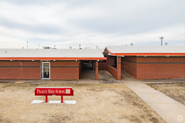 Prague High School is a quality school located in Prague area.