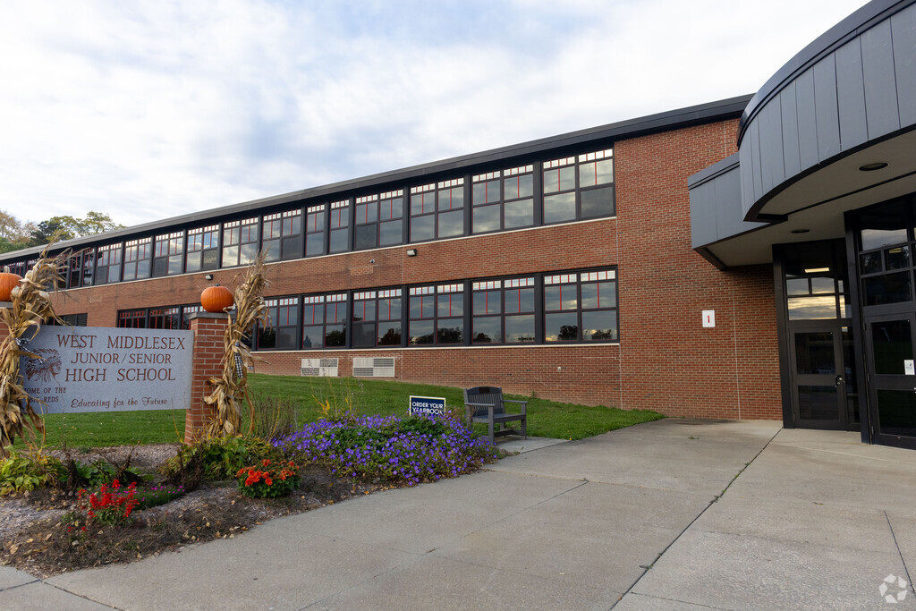 West Middlesex Area High School provides education in the neighborhood of 
Middlesex.