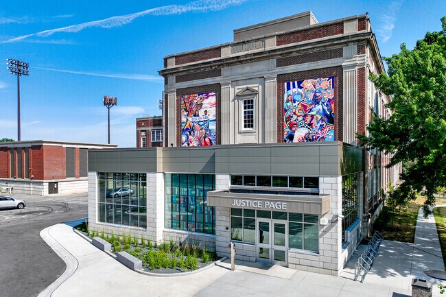 Justice Page Community Middle School enrolls over 1,000 students in grades 6-8.