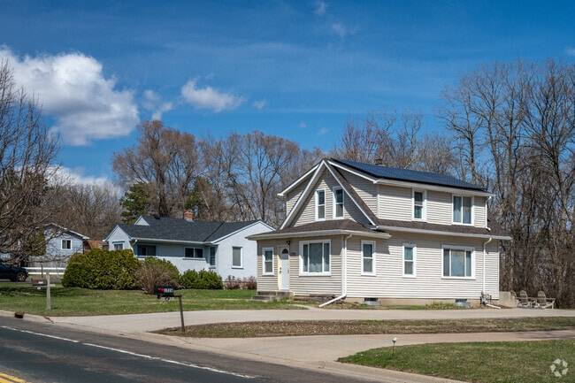 Rows of unique homestyles are common throughout Gladstone.