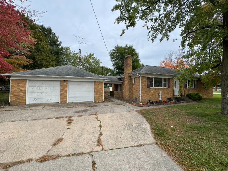 2812 Fuller Ave NE, Grand Rapids, MI 49505 - photo 1