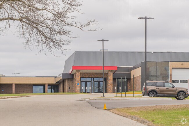 Platteville High School is a quality school located in Platteville area.