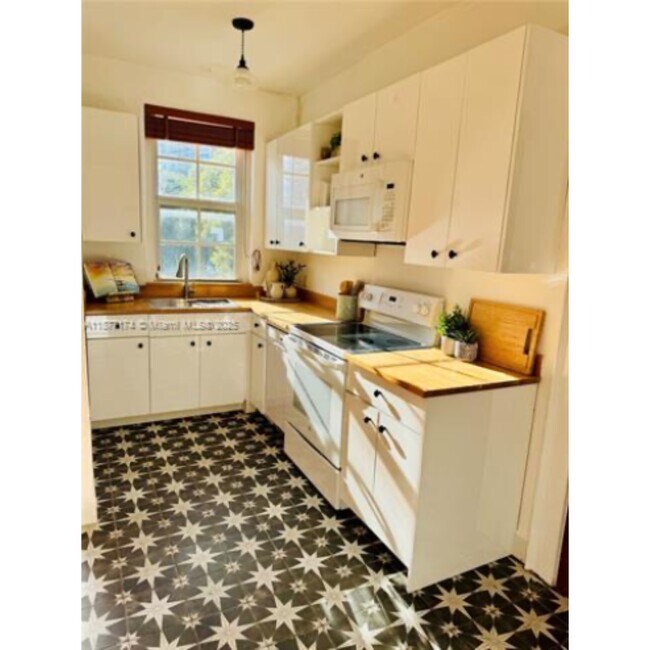 3224 Biscayne Blvd, Miami, FL 33137 - photo 5