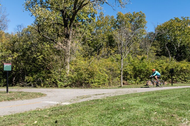 Northwoods is nestled by the Olentangy River offering nature paths and bike trails.