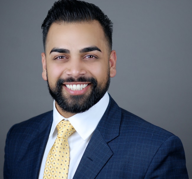 Agent Photo