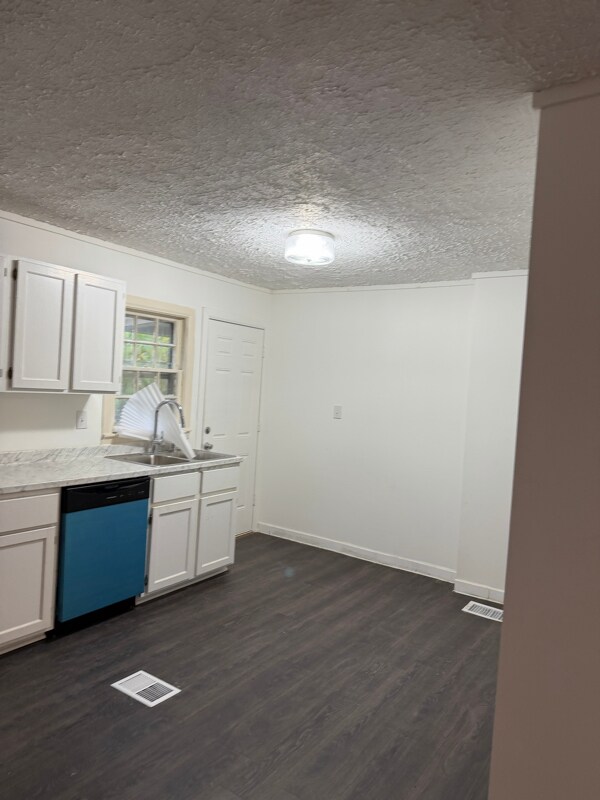 707 S Hydraulic Ave, Wichita, KS 67211 - photo 4