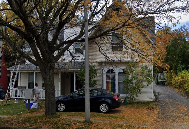 158 Main St unit . F, Winooski, VT 05404 - photo 3