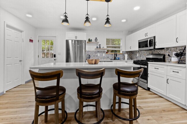 2725 NW 44th Place unit ID1359125P, Gainesville, FL 32605 - photo 6