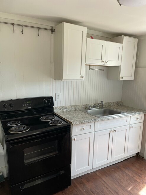 16 Hough St unit 18B, Dover, NH 03820 - photo 1