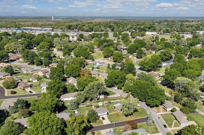 Randall, MO offers peaceful living with easy access to Independence and Kansas City amenities.