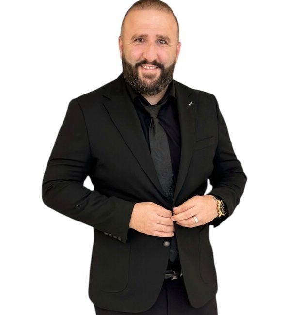 Agent Photo