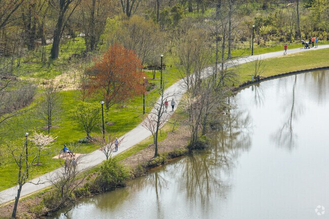 Lake Kittamaqundi next to Oakland Mills offers shopping, dining, and relaxing strolls.