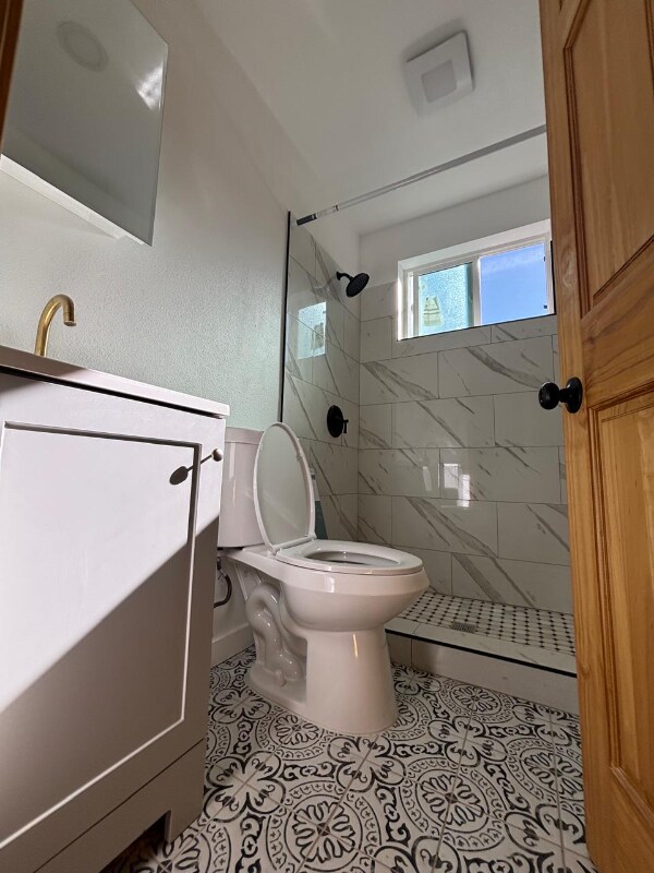 1628 W 24th St, Los Angeles, CA 90007 - photo 5