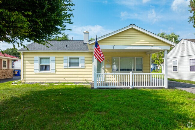 This Bon Air ranch features a covered front porch.