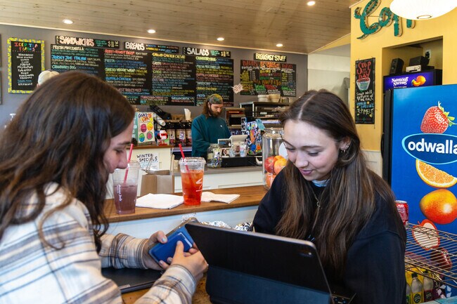 The Crooked Mile Cafe