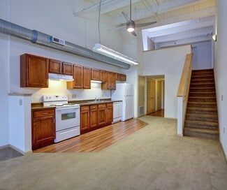 2130 South Ave, La Crosse, WI 54601