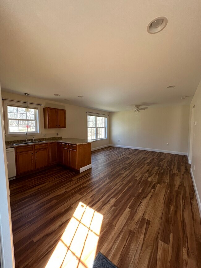 15 Kelley Rd unit 1, Pittston, ME 04345 - photo 4