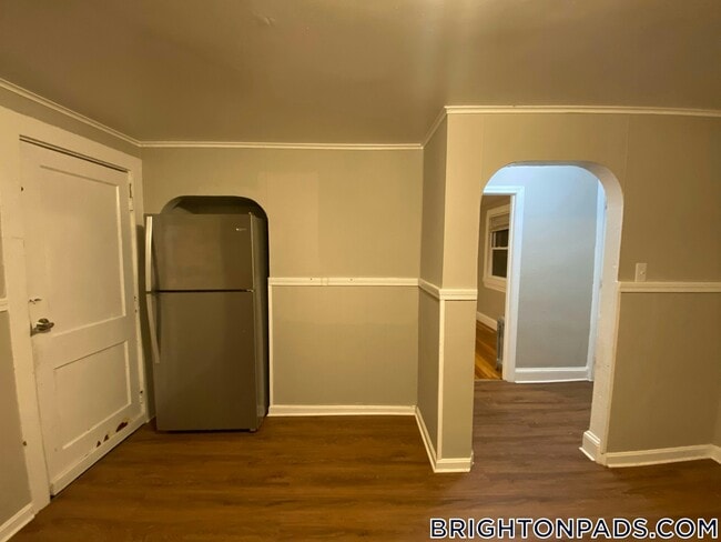 20 Kelley Ct, Boston, MA 02135 - photo 5