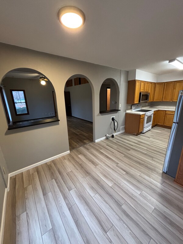 601 Hillsboro Ave unit 601 HIllsboro A, Edwardsville, IL 62025 - photo 3