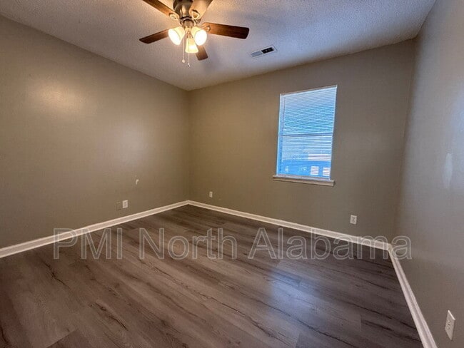 4424 Torrance Dr NW unit . 10, Huntsville, AL 35816 - photo 6