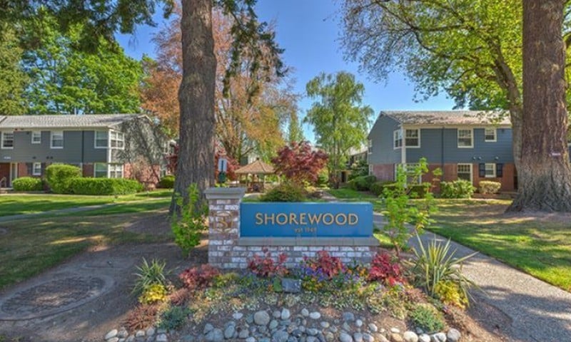 Shorewood, Mercer Island, WA 98040 - photo 1