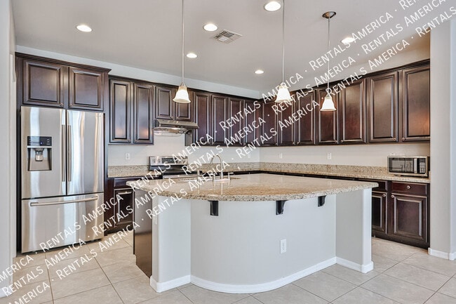 15573 W Laurel Ln, Surprise, AZ 85379 - photo 6