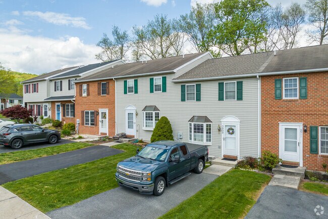 Saint Lawrence is home to many modern and affordable townhomes.