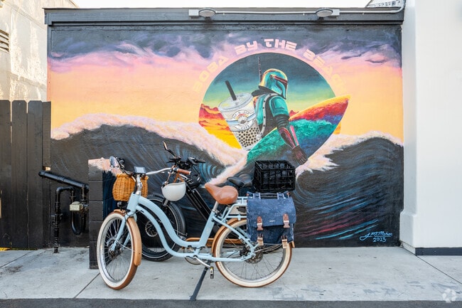 Grab a refreshing boba coffee at one of Leucadia’s funky local cafés.