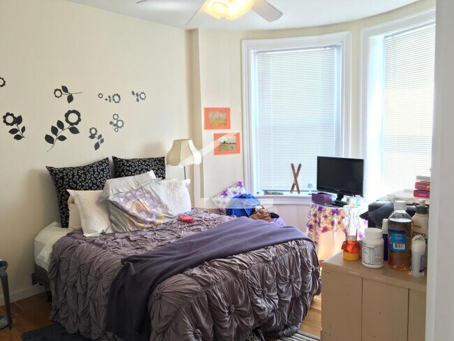 1932 Beacon St unit 3, Brighton, MA 02135 - photo 7