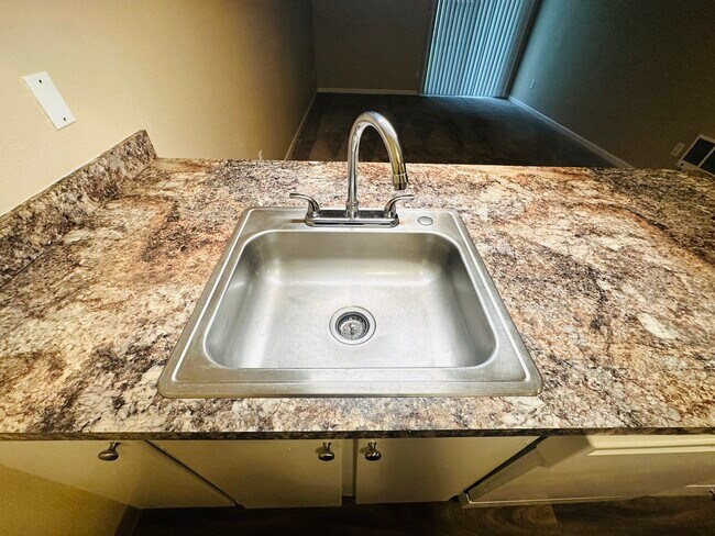 Forest Park Court 8805 N Colton St Spokane WA Homes com Forest Park Court 8805 N Colton St Spokane WA Homes com