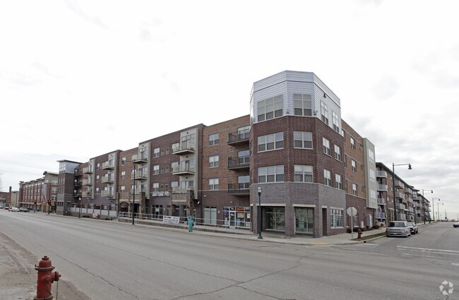 Six Points Apts, West Allis, WI 53214 - photo 6