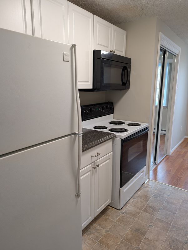 6301 Robinson Rd, Lockport, NY 14094