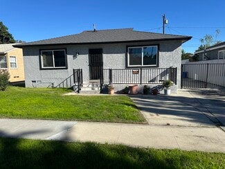 5832 Pennswood Ave, Lakewood, CA 90712