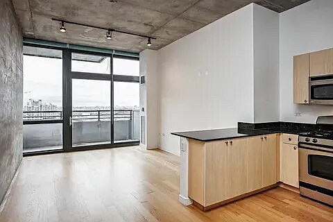 235 W Van Buren St unit 3619, Chicago, IL 60607 - photo 2