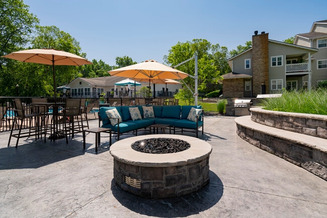 Sturbridge Square Apartments, Westlake, OH 44145 - photo 7