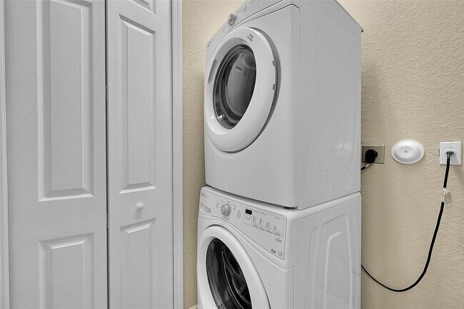 12805 NW 83rd Ct, Parkland, FL 33076 - photo 6