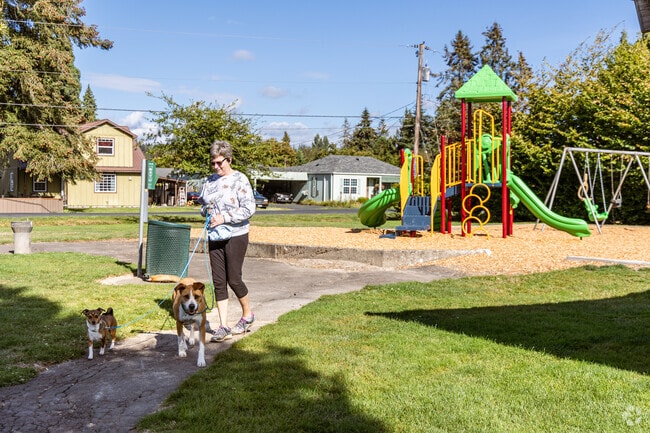 Columbia Valley Gardens has quiet suburban streets for dog walkers.