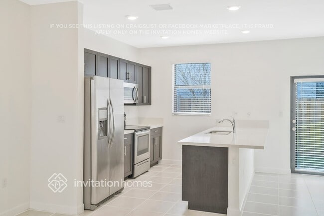 2835 SW 16th Terrace, Fort Lauderdale, FL 33315 - photo 4