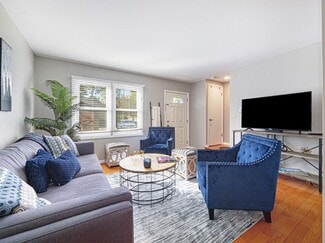 421 S 7th St, Ann Arbor, MI 48103