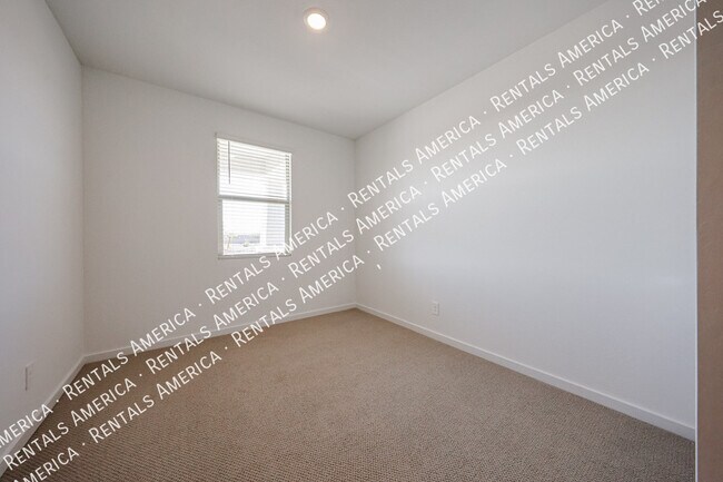 15940 W Gray Fox Trail, Sun City West, AZ 85387 - photo 6