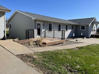 3506 Jersey Ridge Rd, Davenport, IA 52807