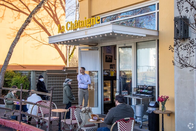 La Châtaigne in Downtown Lafayette is a cute french boulangerie.