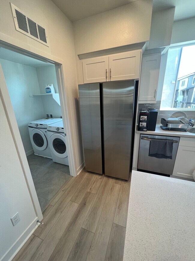 1033 Sage Ln unit Room 1, Gardena, CA 90247 - photo 7