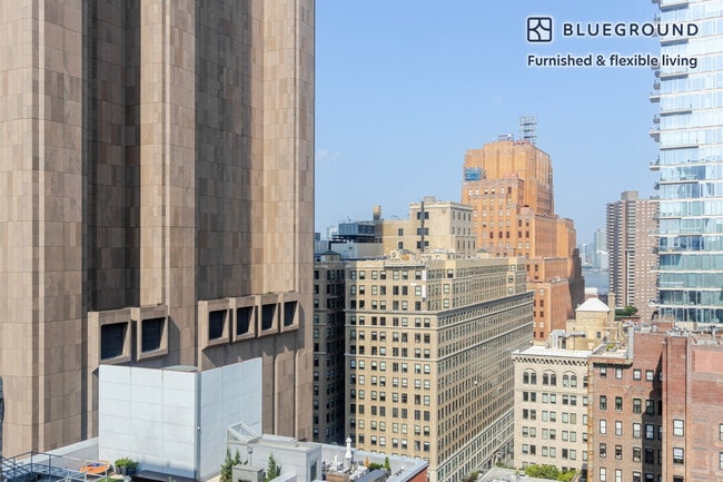 88 Leonard St unit FL5-ID1931, New York, NY 10013 - photo 5