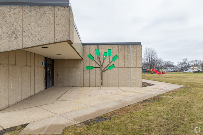 Oak View Elementary School