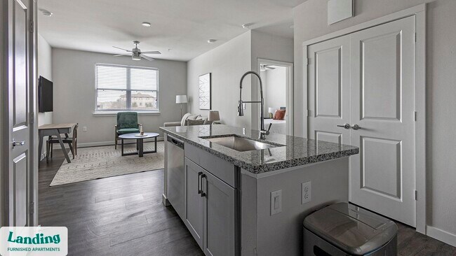 1148 Silber Rd unit 2205, Houston, TX 77055 - photo 6