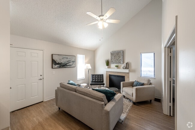 2BR, 2BA