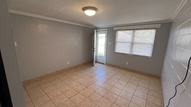 2451 Gervais St unit C, Columbia, SC 29204 - photo 2